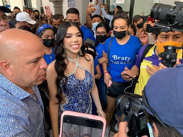 Es oficial: YeriMUA es candidata a reina del Carnaval de Veracruz 2022