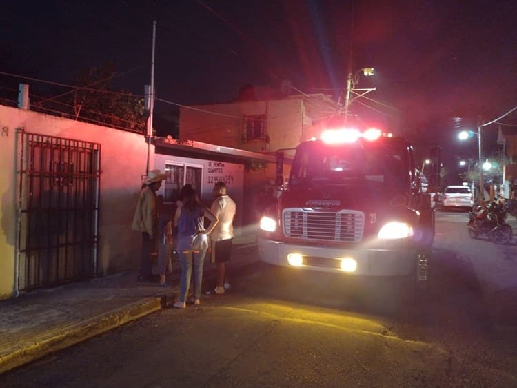 Se incendia cuartería en la colonia 21 de abril en Veracruz