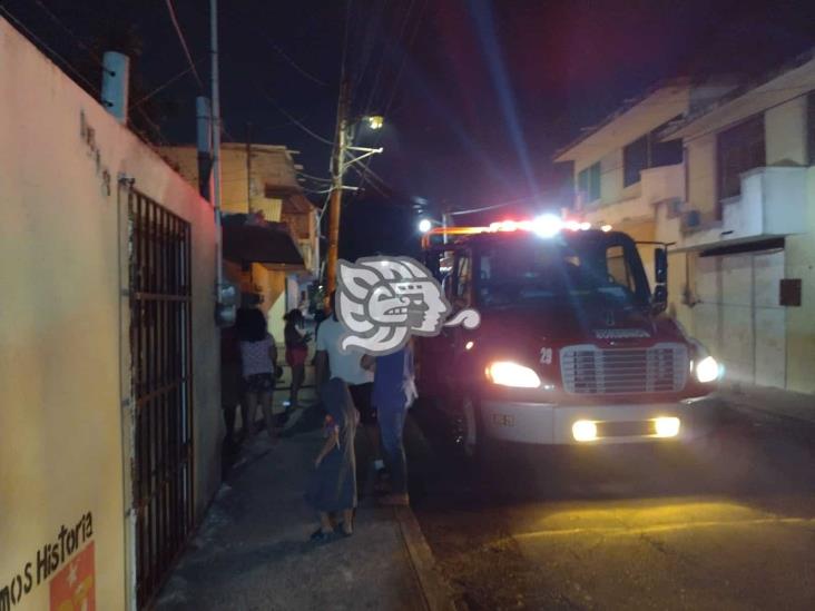 Se incendia cuartería en la colonia 21 de abril en Veracruz