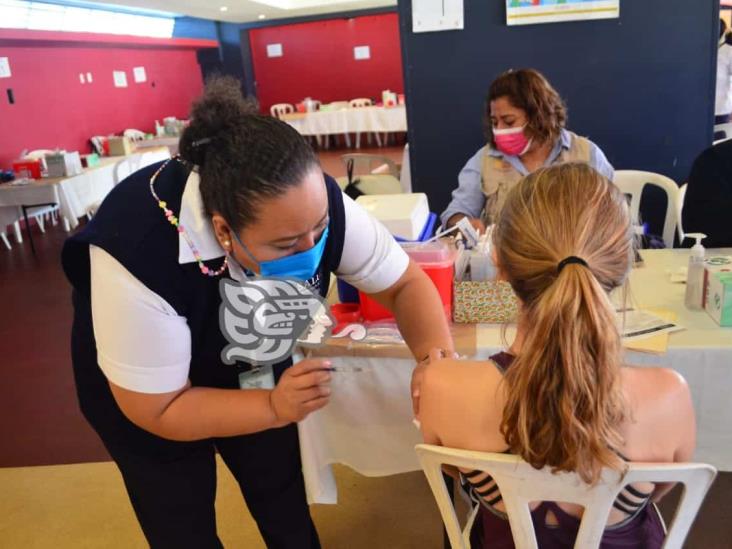 Ya hay fecha de vacunación de refuerzo para jóvenes de 18 y más en Boca del Río