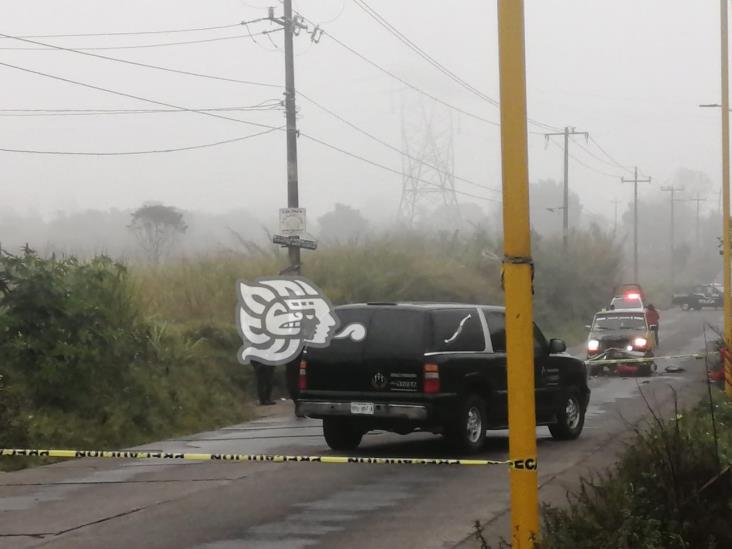 Muere motociclista tras chocar contra camioneta en la carretera Orizaba-La Perla