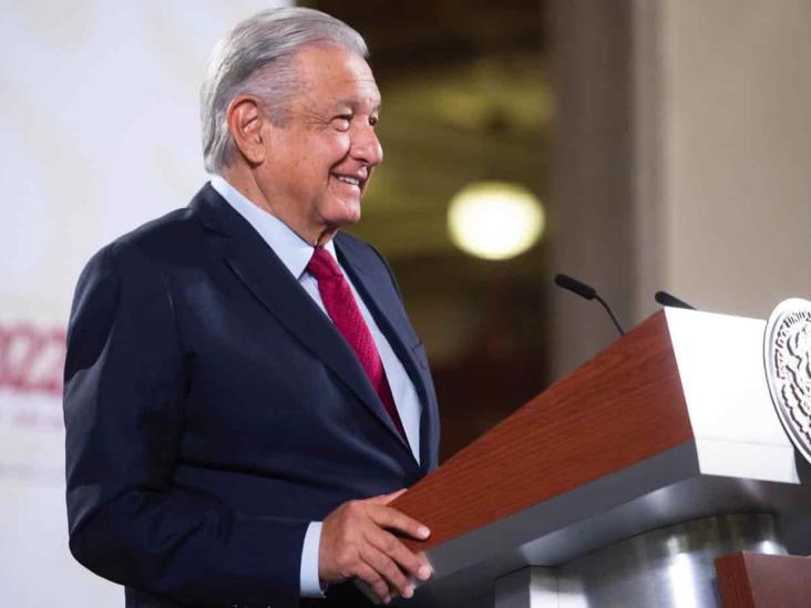 López Obrador acusa de campaña para enlodar inauguración del AIFA