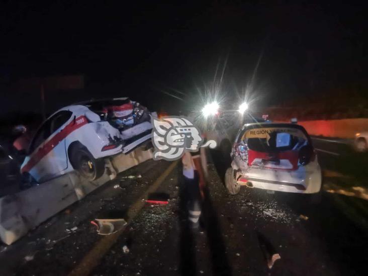 Tráiler provoca carambola sobre la carretera Veracruz-Cardel