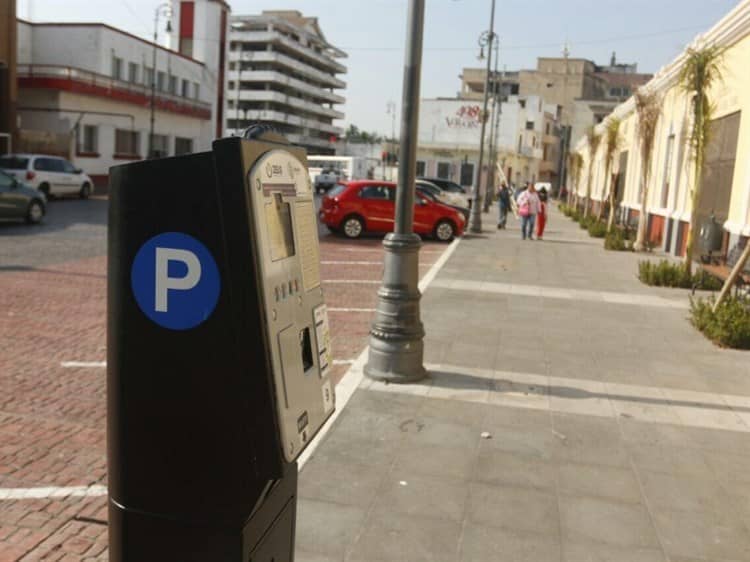 Centro de Veracruz sin parquímetros este lunes por día festivo