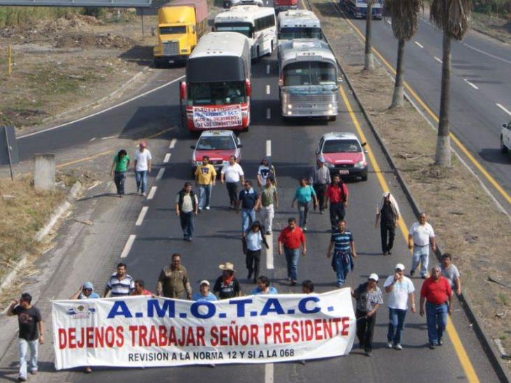 Anuncian transportistas de Veracruz paro en carreteras este martes