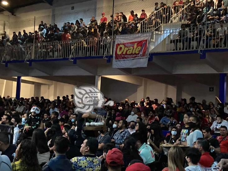 ¡Los rudos, los rudos! Vuelve la Lucha Libre a Xalapa