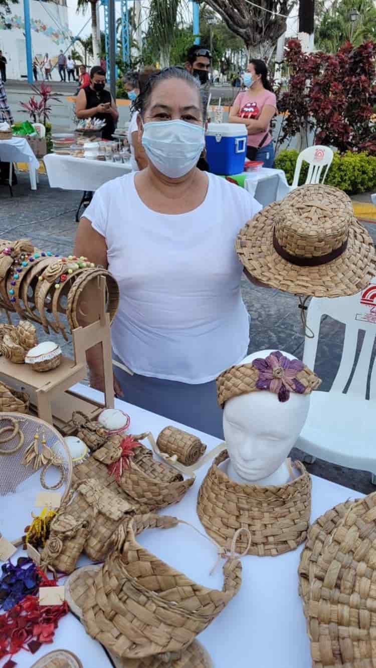 Exitoso Mercadito Artesanal en Cardel 