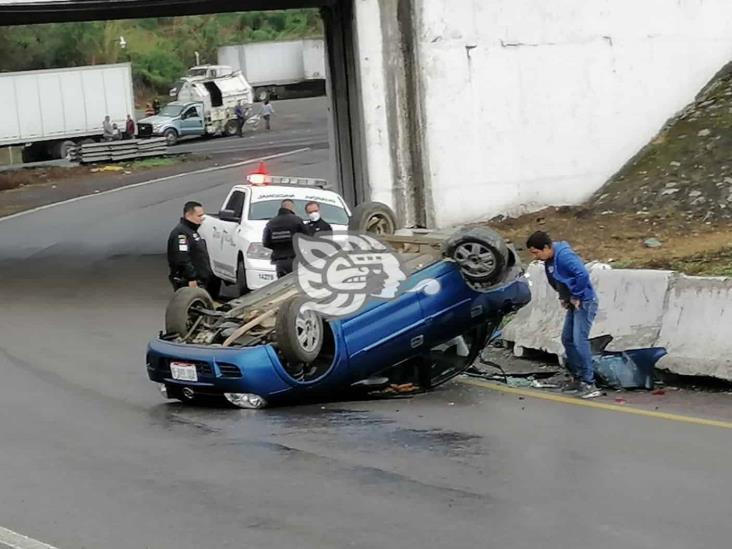 Doble accidente en ramal Vicente Guerrero de Huiloapan