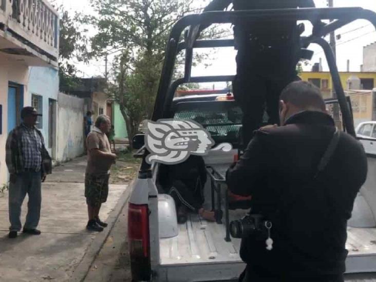 Detienen a mujer tras ser acusada de robo en la colonia 21 de Abril en Veracruz