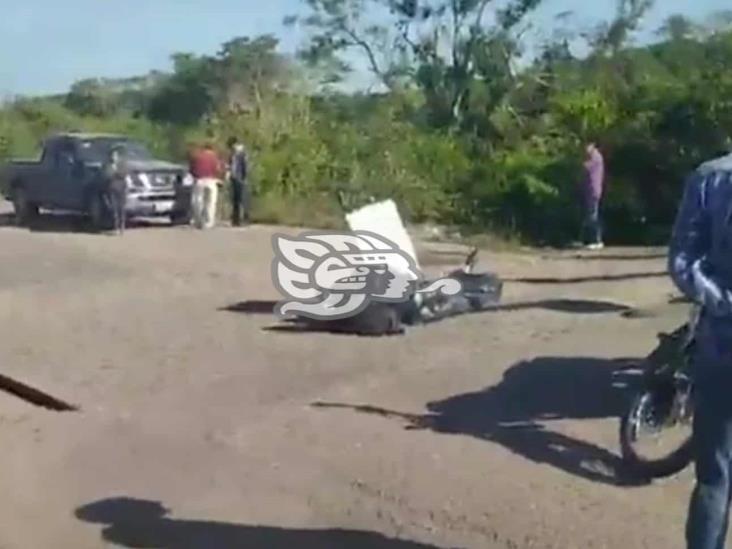 Abandonan cuerpos embolsados en carretera de Papantla