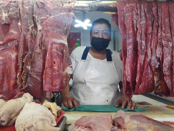 Advierten carniceros de Veracruz aumento de precios en la carne por sequía