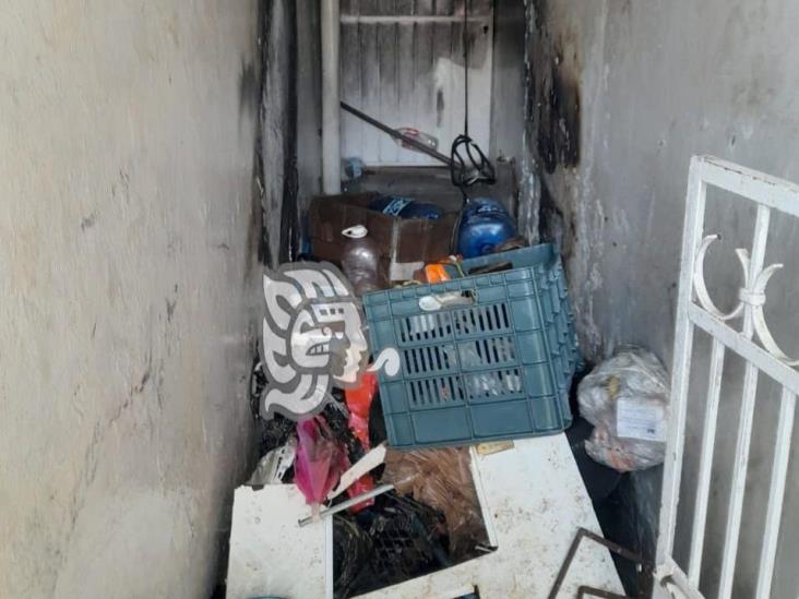 Movilización por incendio en una vivienda en fraccionamiento de Acayucan