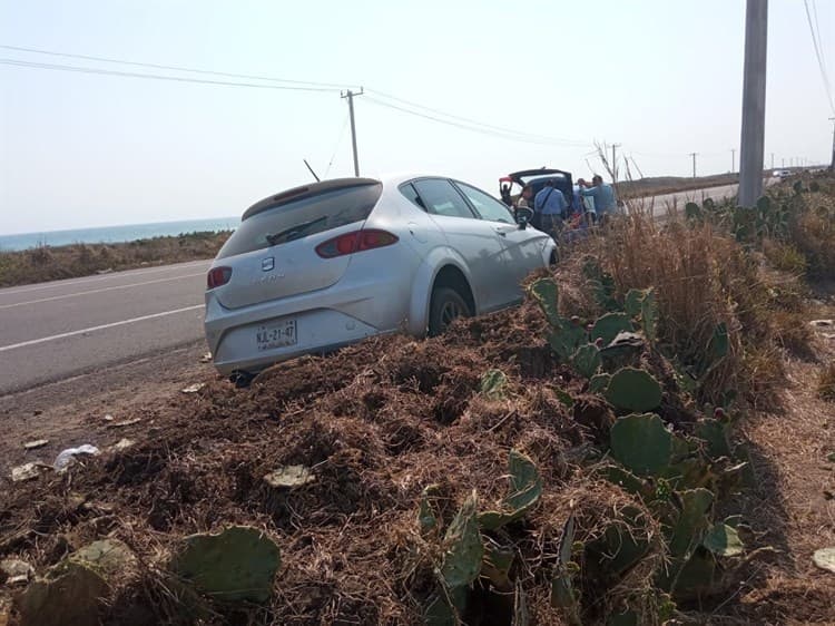 Se registra accidente sobre la carretera Antón Lizardo- Alvarado