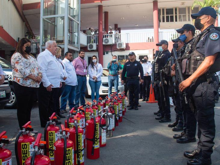 Capacitan a policías de Poza Rica en manejo de incendios