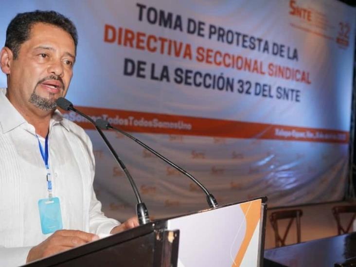 Daniel Covarrubias asume liderazgo del SNTE sección 32 en Veracruz