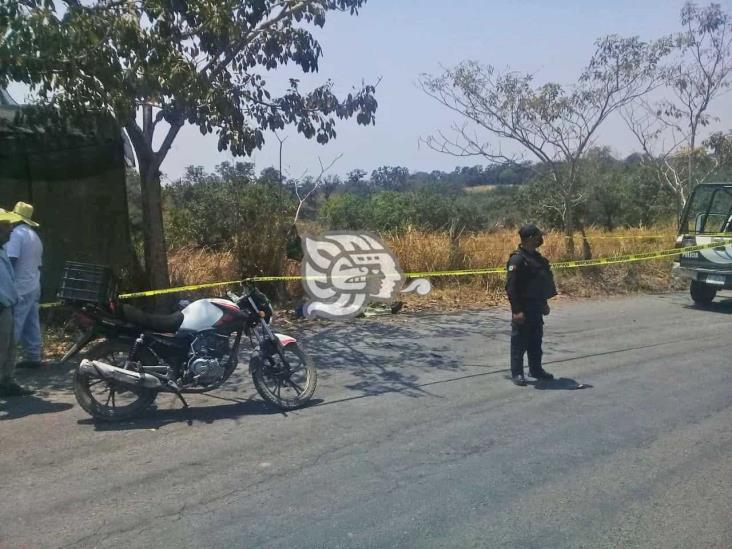 No llegó a Semana Santa; muere súbitamente en camino a Coyolillo