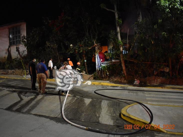 Mueren dos personas tras incendio de casa en colonia Moctezuma de Xalapa