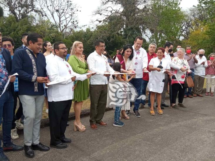 Orquídeas por la Paz; se inauguró en Coatepec XIII Festival Internacional