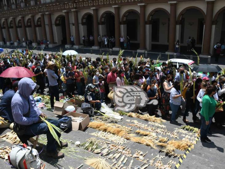 Con Domingo de Ramos, fieles xalapeños inician celebración de Semana Santa