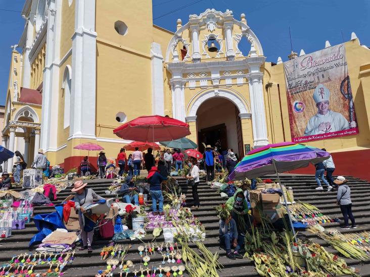 Con Domingo de Ramos, fieles xalapeños inician celebración de Semana Santa