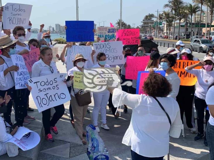 Marchan para exigir la libertad de doctora en Veracruz