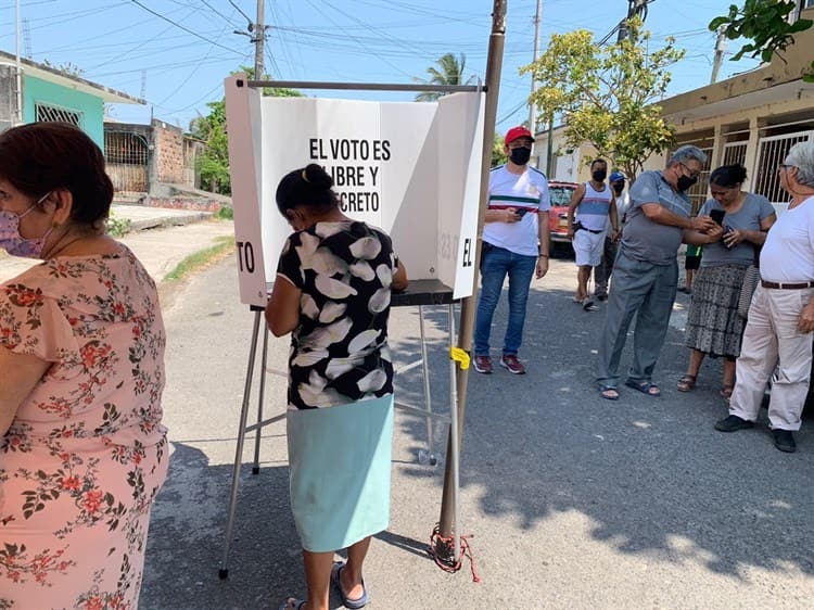 Personas de la tercera edad con mayor participación en la Revocación de Mandato