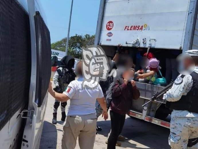 Casi 100 migrantes resguardados en el sur de Veracruz