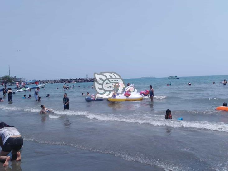 Extravío de menores y picaduras de erizos, entre los incidentes en playas de Veracruz