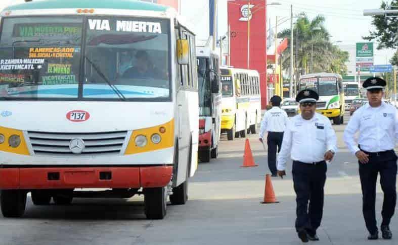 Analizan subir tarifa del transporte urbano en Veracruz, sería más de un peso
