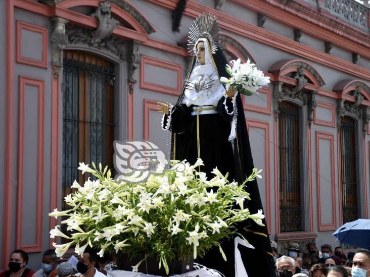 Semana Santa: Encabeza arzobispo viacrucis por calles de Xalapa