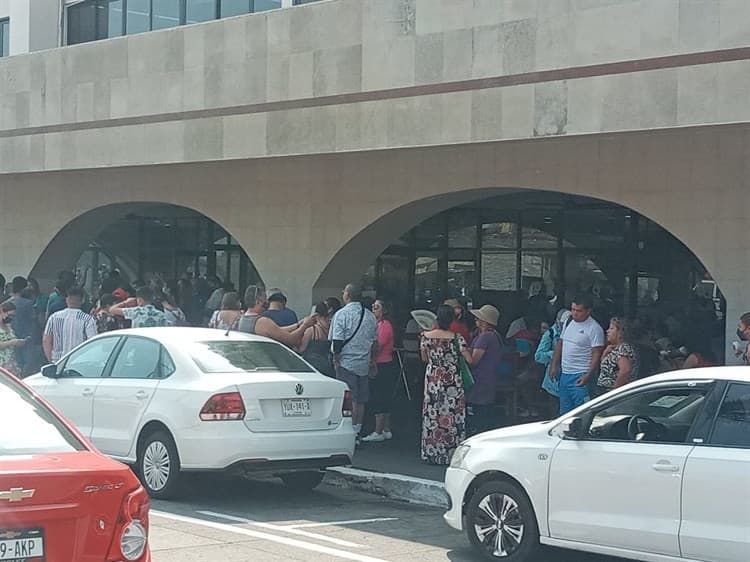 Sábado de Gloria para Veracruz: turistas abarrotan el Malecón