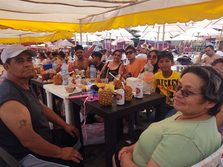 Nos vamos con ganas de regresar a las playas de Veracruz: turistas