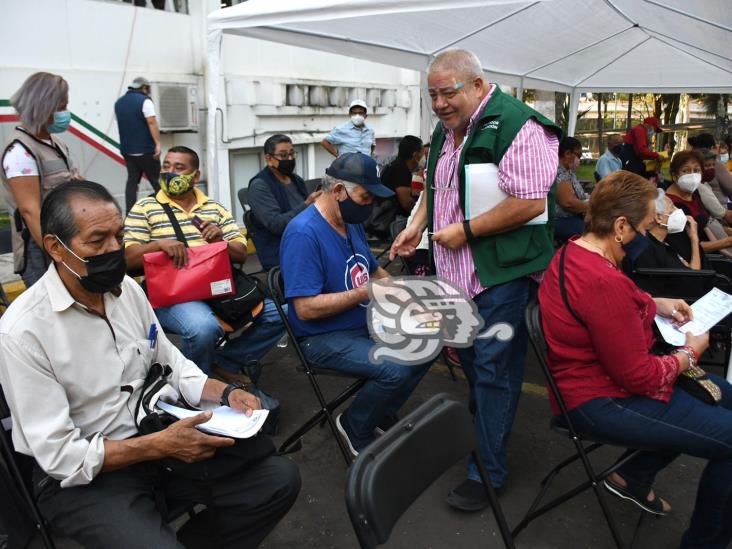 Realizan en Veracruz incorporación de adultos mayores de 65 años a pensión universal