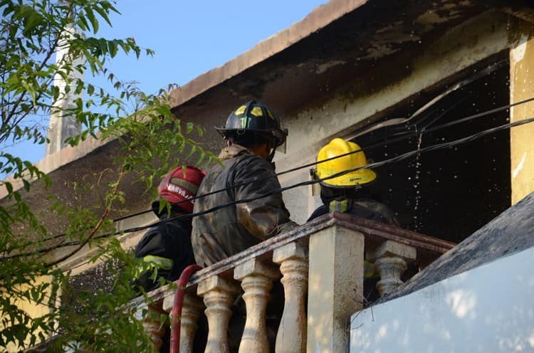 Se registró un incendio en vivienda sobre la Avenida La Fragua en Veracruz