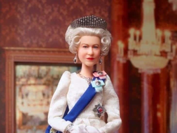 La reina Isabel II cumple 96 años y Mattel ofrece Barbie en su honor