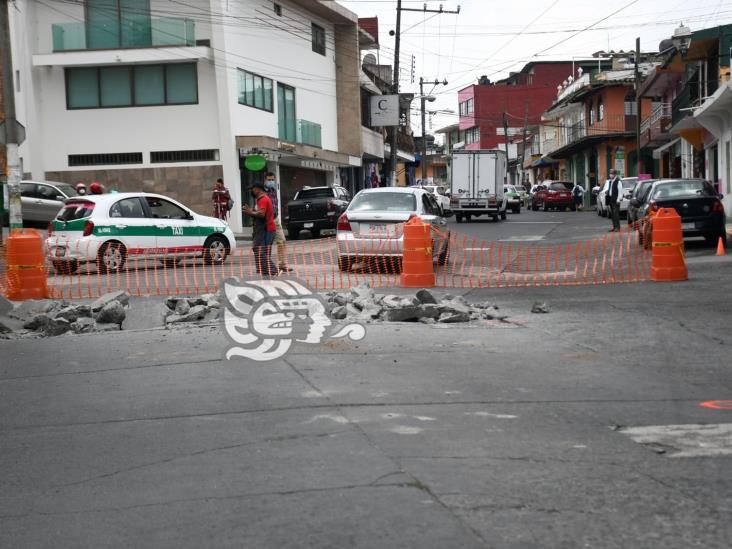 Inicia rehabilitación integral de la calle Sayago, en Xalapa