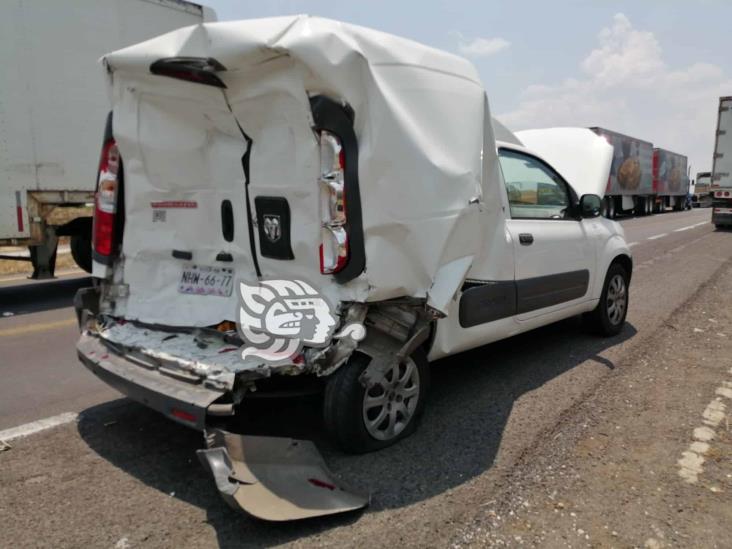 Dos choques; uno en la Transístimica y otro en la autopista