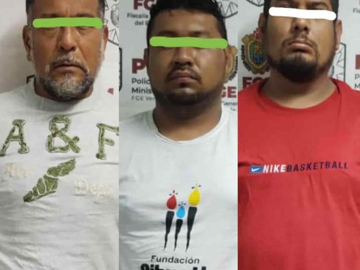 Caen integrantes de banda roba autos en Coatzacoalcos