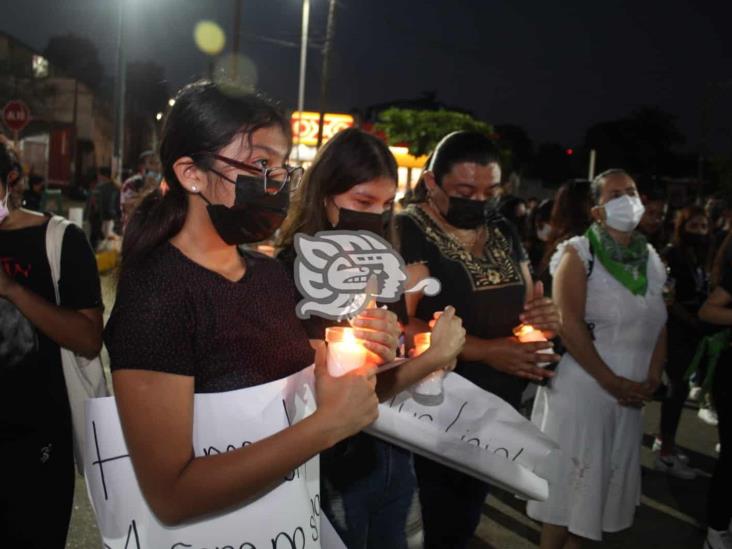 Agua Dulce de luto; marchan y exigen justicia por Juana Ovando