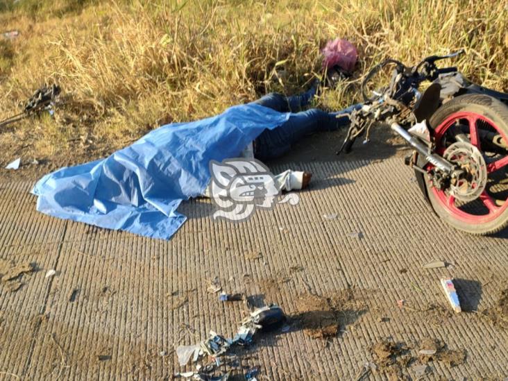 En Ángel R. Cabada muere joven tras derrapar en moto