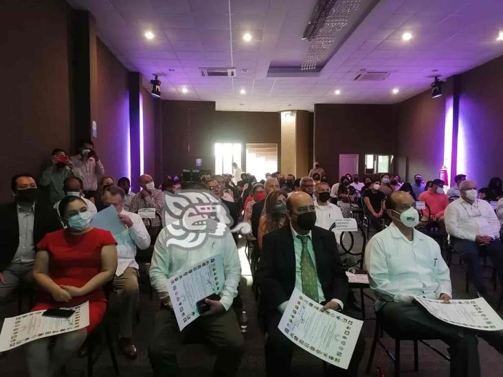 Litigantes de Coatzacoalcos y Minatitlán conformaron la AMA