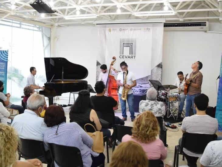 Comparten repertorio de jazz