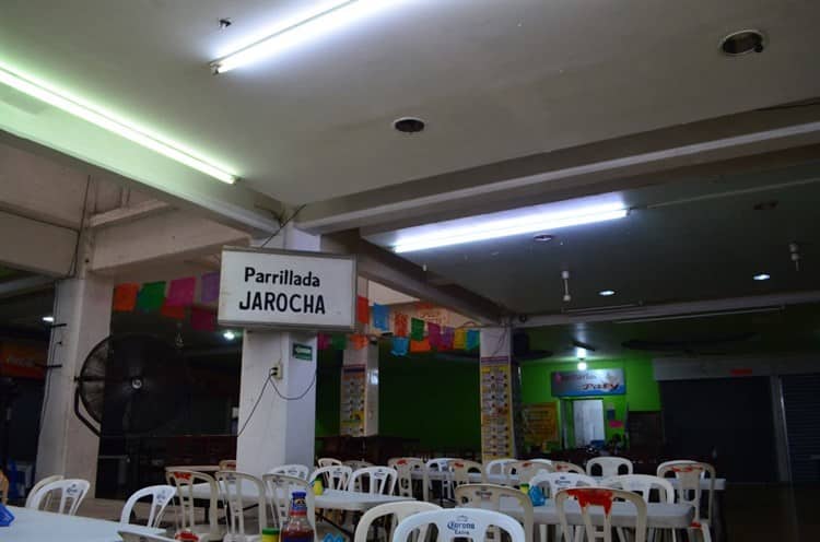 En el limbo locatarios de Plaza Gastronómica, los dan de baja del padrón de mercados