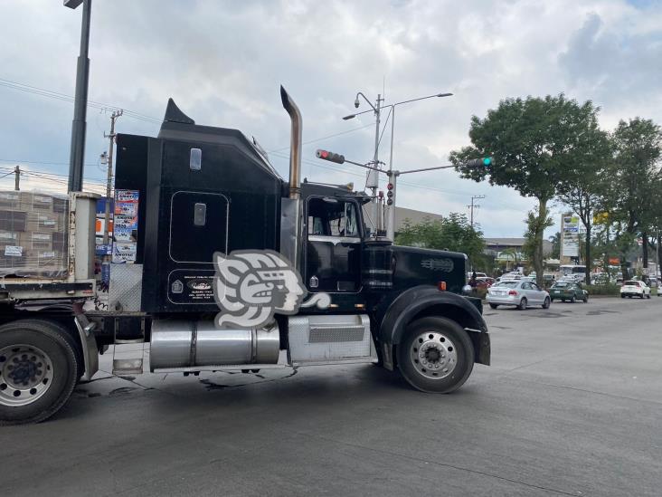 Pide CEM bajar costo de peaje en casetas de la autopista Xalapa-Perote