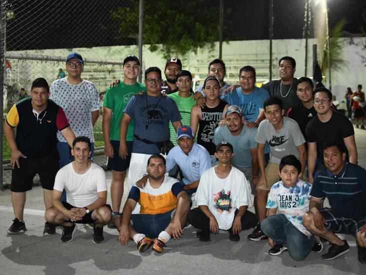 Estrellas del Barrio de La Huaca van por el primer lugar en Carnaval de Veracruz