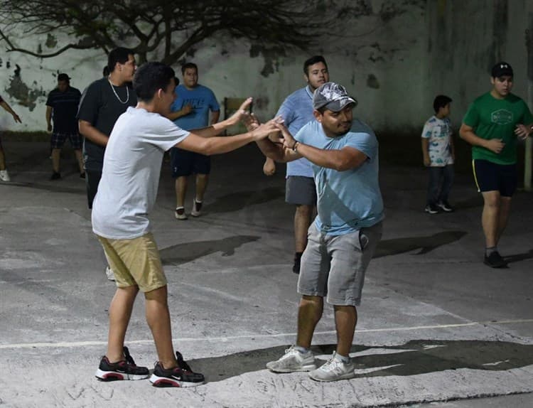 Estrellas del Barrio de La Huaca van por el primer lugar en Carnaval de Veracruz