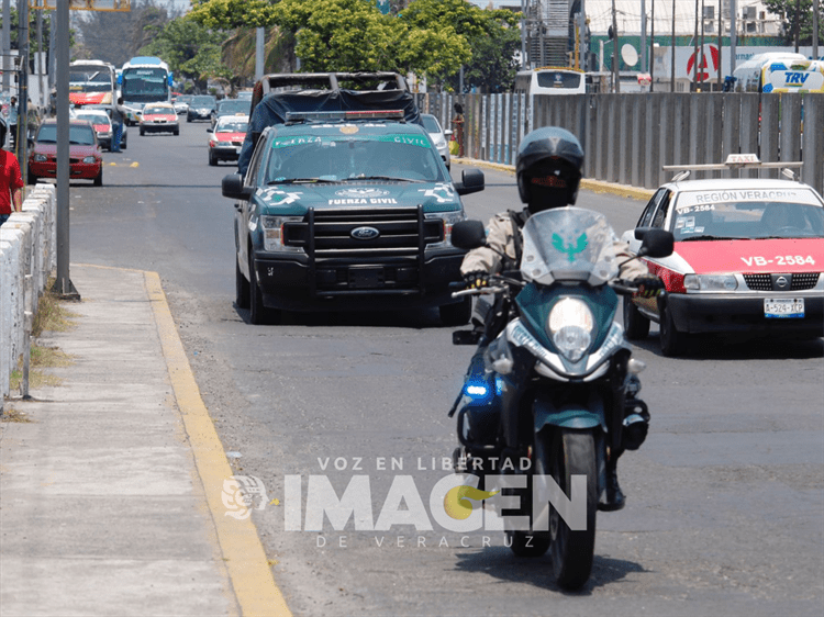 Movilización policiaca en el IMSS de Cuauhtémoc, por hombre con arma de fuego