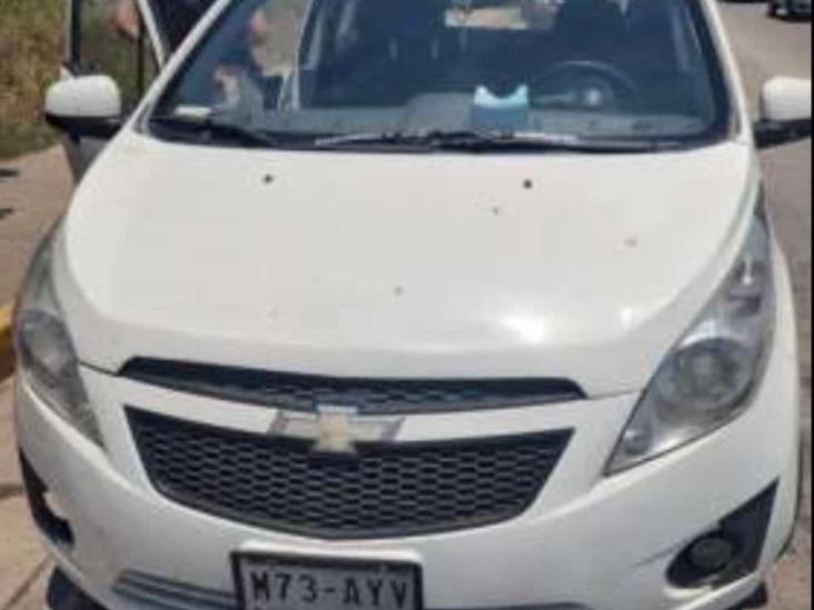Un detenido en operativo de vehículos con reporte de robo en el sur de Veracruz