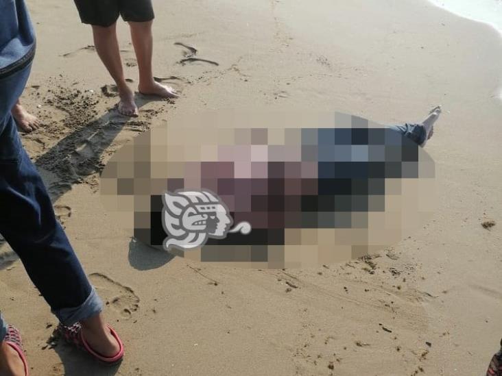 Se ahoga joven en las playas de Coatzacoalcos; uno fue rescatado