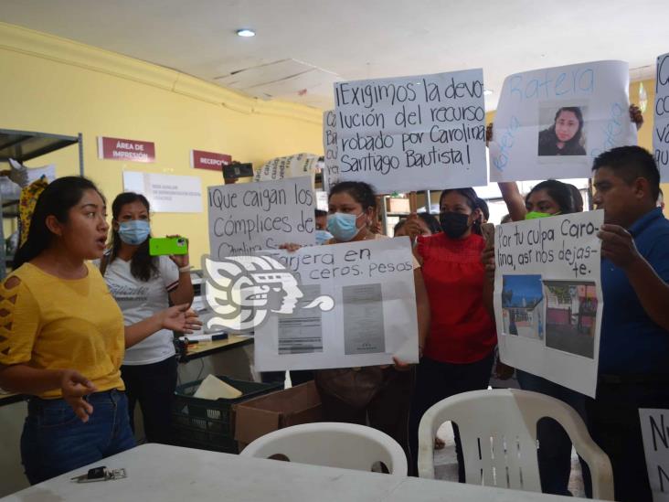 Denuncian posible desvío de recursos en preescolar de Papantla